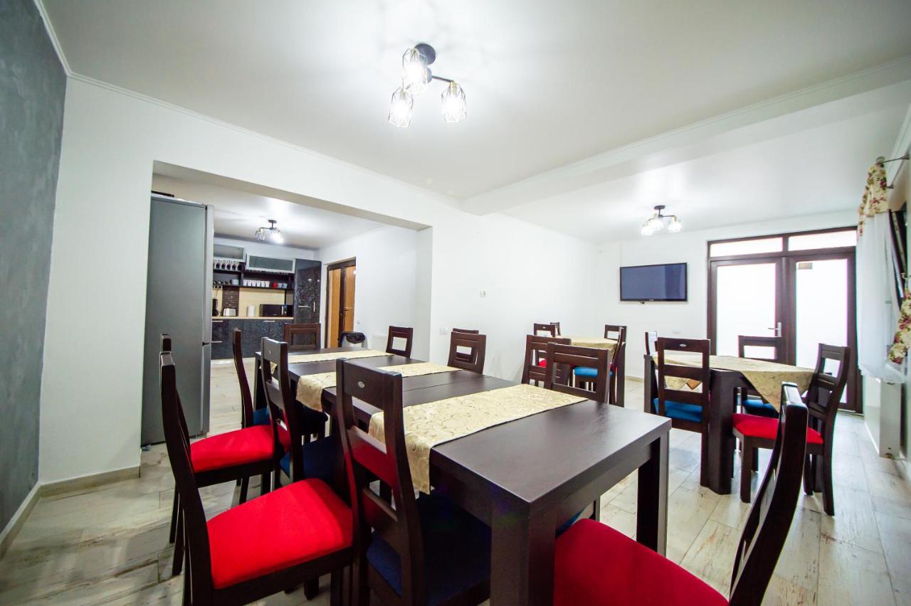 Casa Avram Villa Râmnicu Vâlcea Екстериор снимка