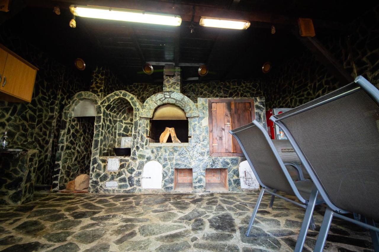 Casa Avram Villa Râmnicu Vâlcea Екстериор снимка