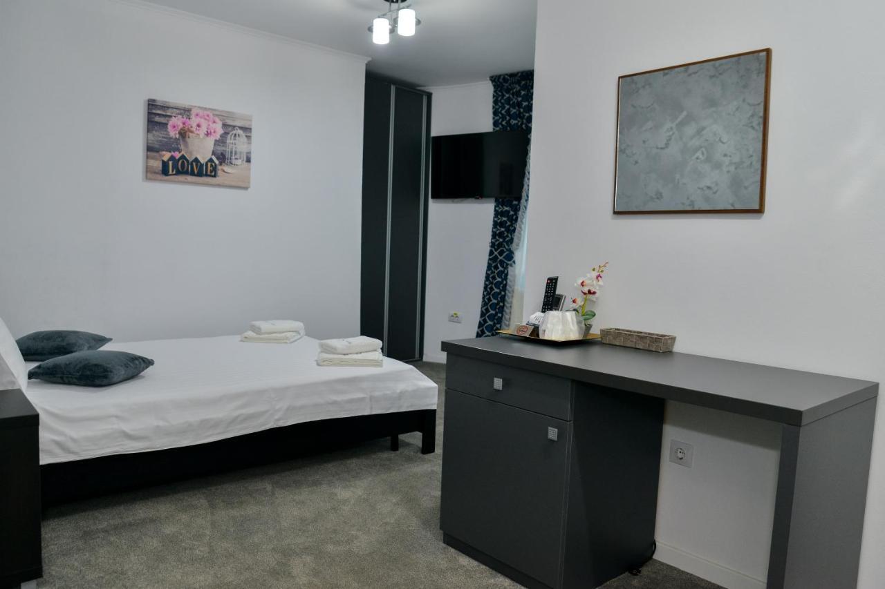 Casa Avram Villa Râmnicu Vâlcea Екстериор снимка
