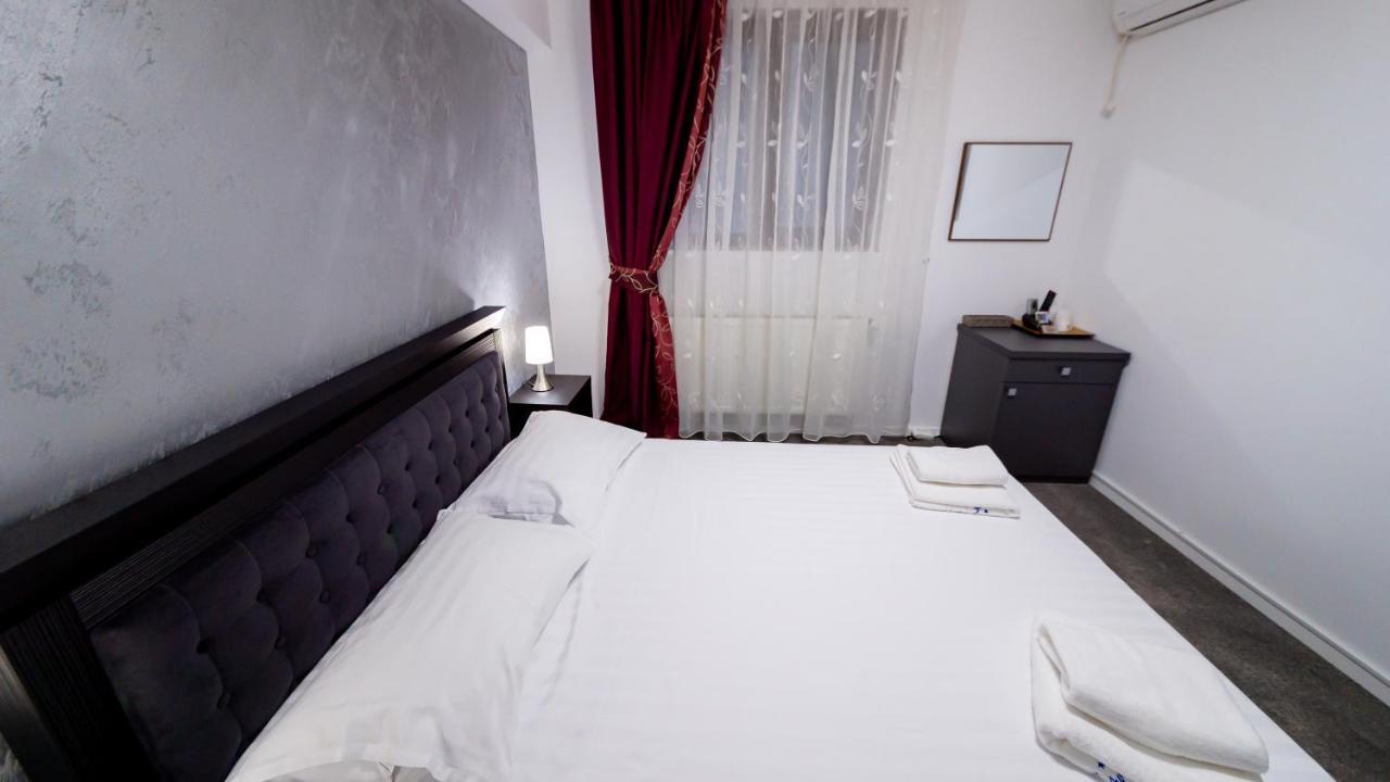 Casa Avram Villa Râmnicu Vâlcea Екстериор снимка
