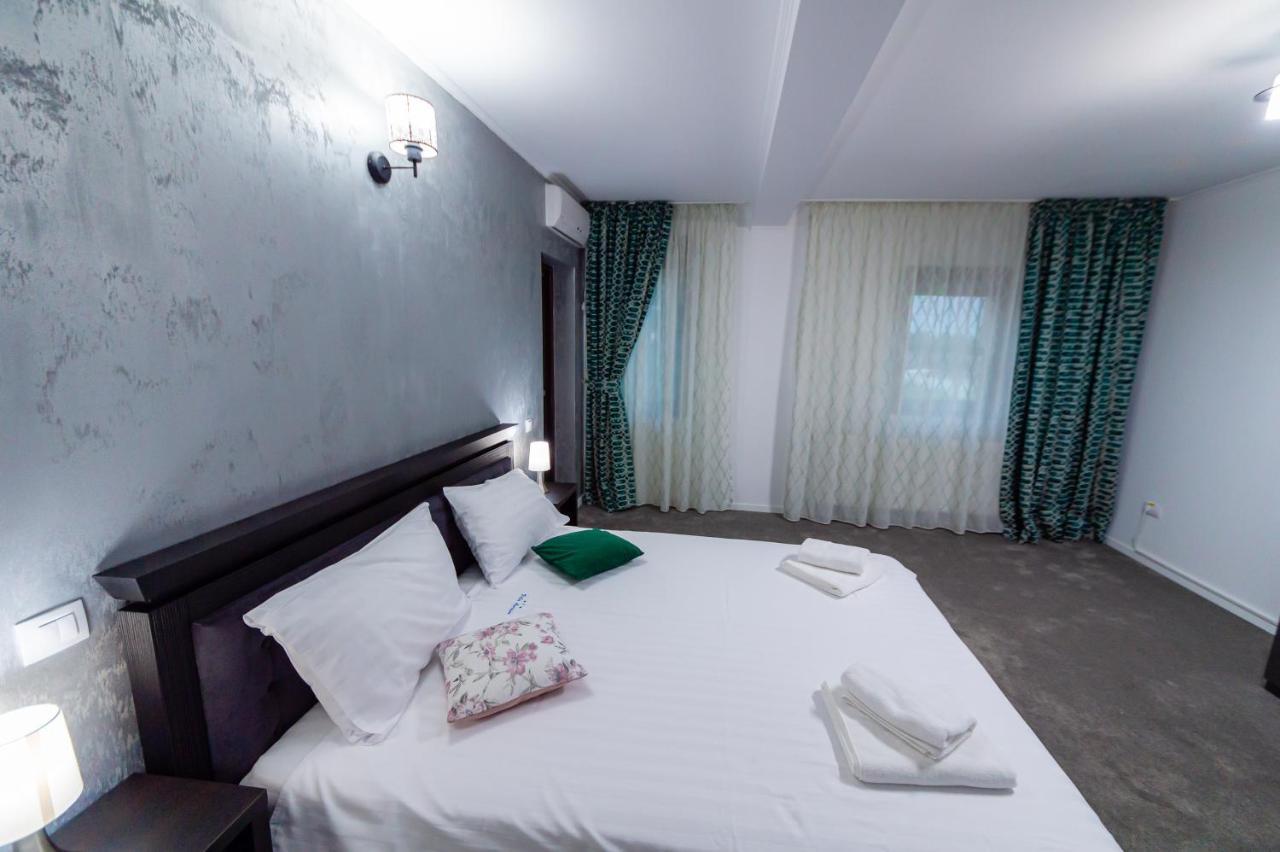 Casa Avram Villa Râmnicu Vâlcea Екстериор снимка